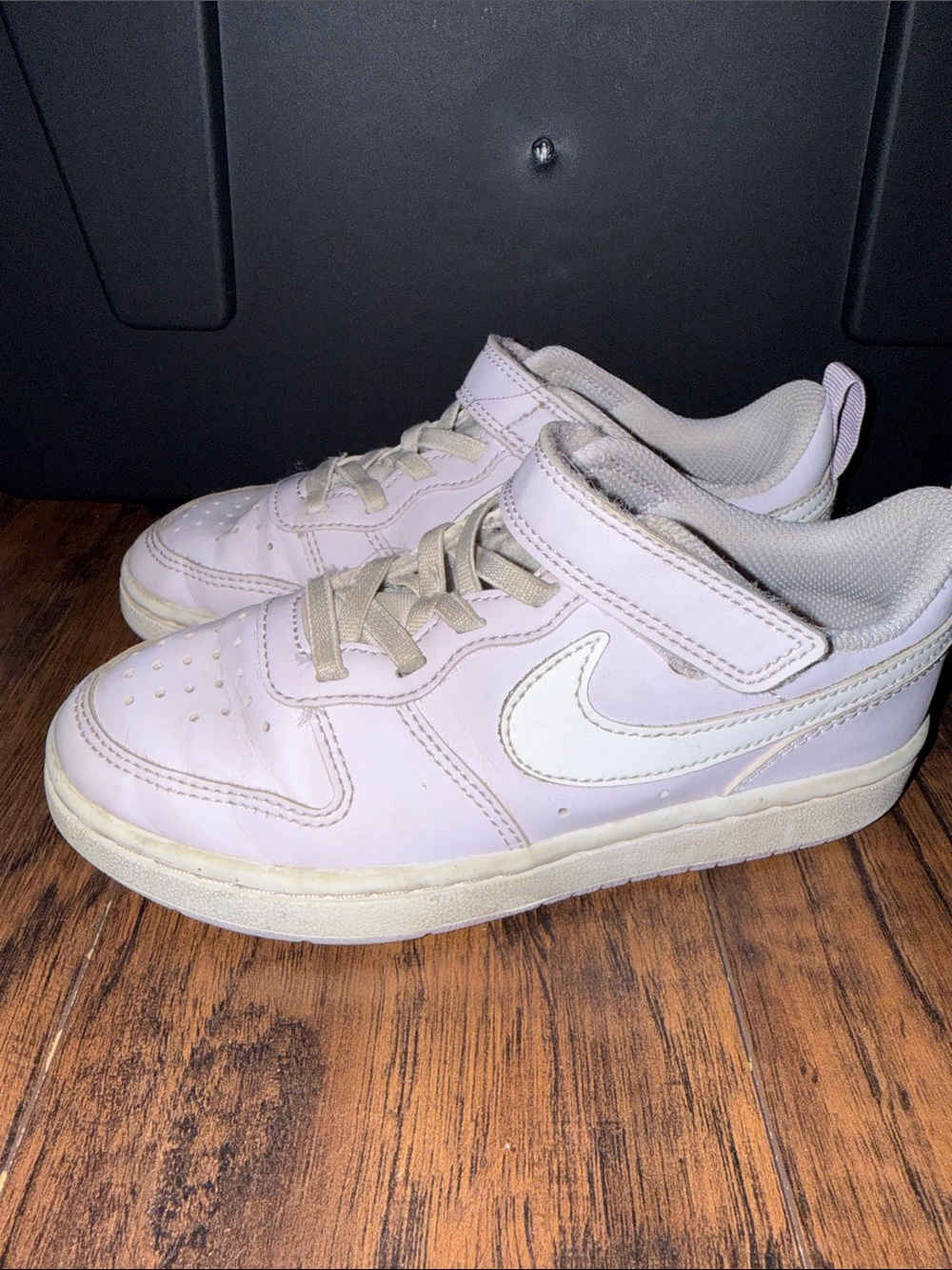 Nike Kids Lavender and White Low-Top Sneakers